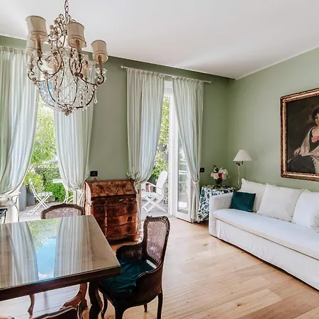 Apartmán 65 - The House Of Travelers *