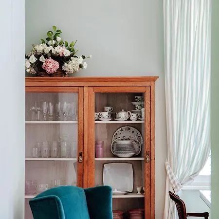 65 - The House Of Travelers *