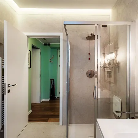 65 - The House Of Travelers *