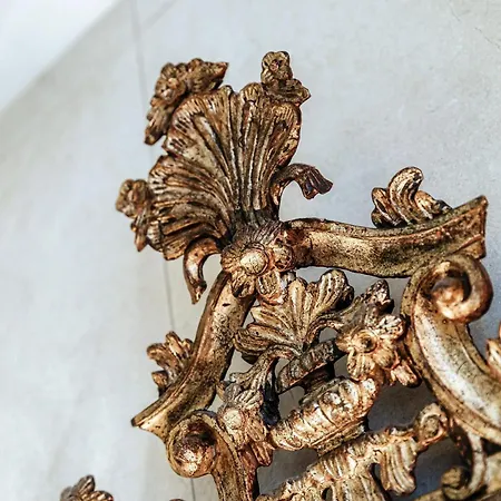 65 - The House Of Travelers *