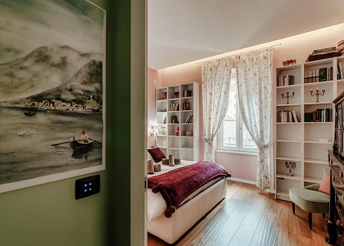 65 - The House Of Travelers Apartman *