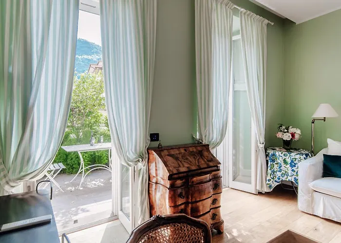 Apartman 65 - The House Of Travelers Como