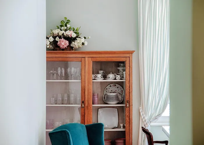 65 - The House Of Travelers *