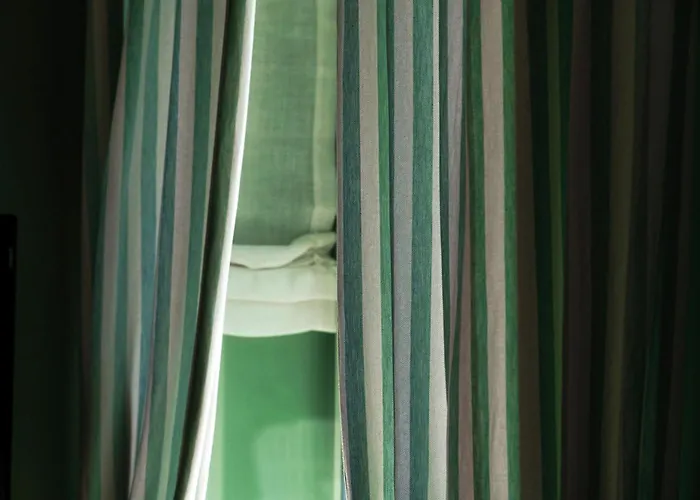 65 - The House Of Travelers