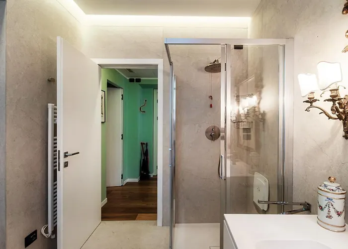 65 - The House Of Travelers *