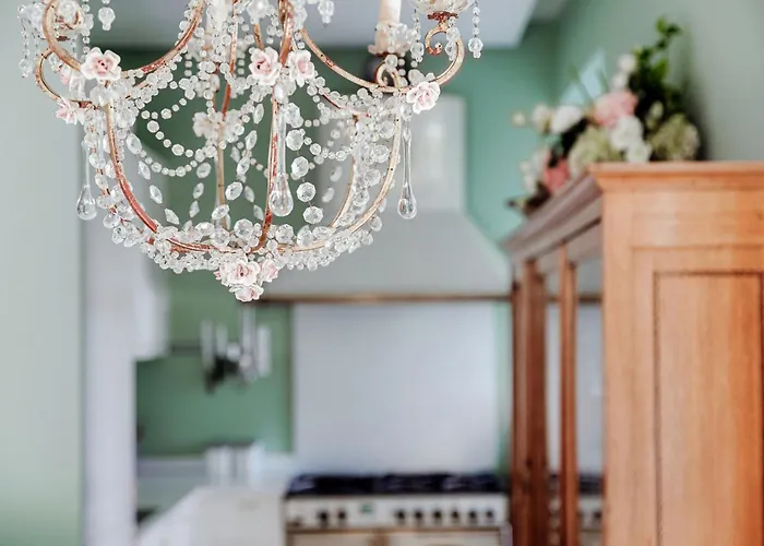 65 - The House Of Travelers Apartman *