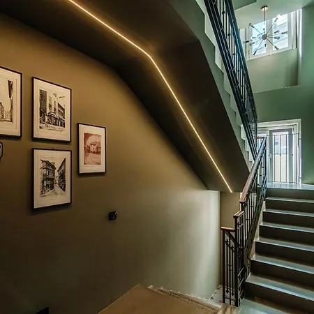 Apartament 65 - The House Of Travelers