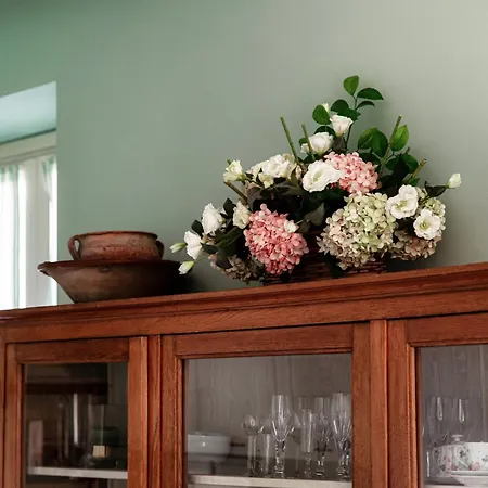 65 - The House Of Travelers Como