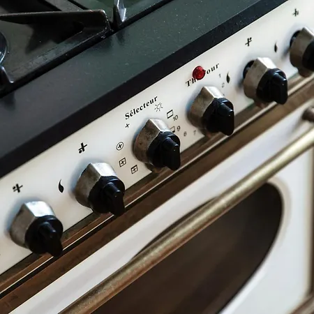 65 - The House Of Travelers Como